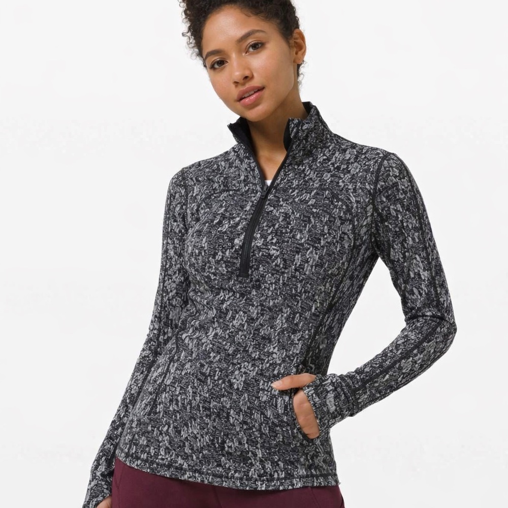 Lululemon Run Briskly 1/2 Zip Pullover Jacket Black Jacquard Thumbholes Size 4